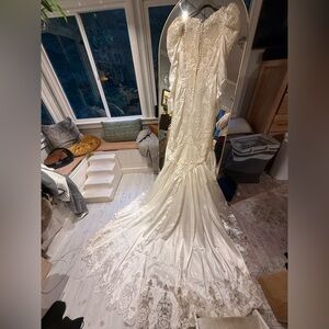 Vintage Mermaid Wedding Dress